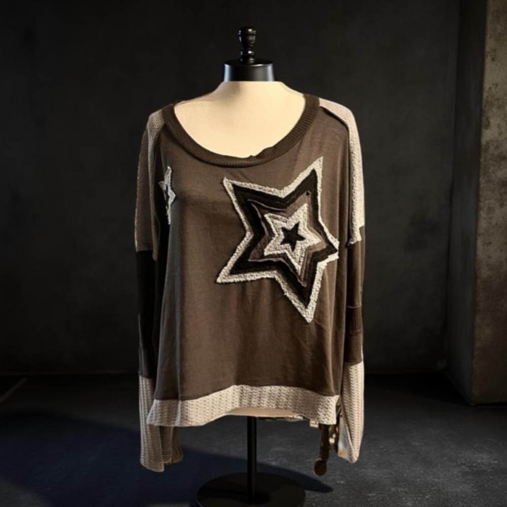 Pol Gray Star Patchwork Sweater / Sweatshirt / Pu… - image 2
